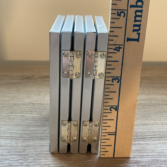 Byrnes of Boston accordion 5 frames folding brushed silver - Picture 10 of 15